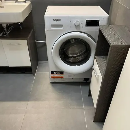 Y&y 布拉迪斯拉发