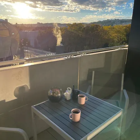 Y&y Apartment