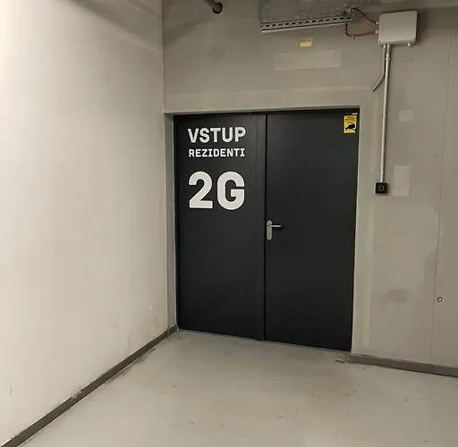 Y&y * 브라티슬라바