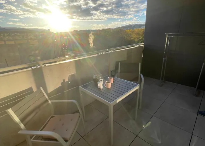 Y&y Apartament Bratislava